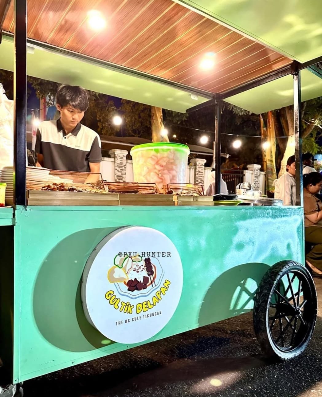 GULTIK DELAPAN